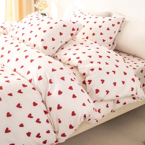 Housse de couette cœurs rouges sur fond blanc cassé en microfibre douce