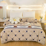 Housse de couette polaire à motif ourson sur un lit