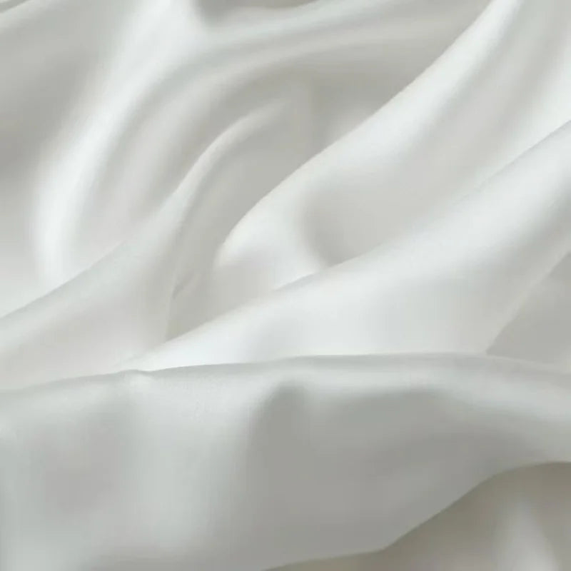 Housse de couette lyocell blanche à effet satiné vue de face